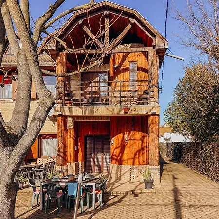 Mediterran Rezidencia Jobbfelso