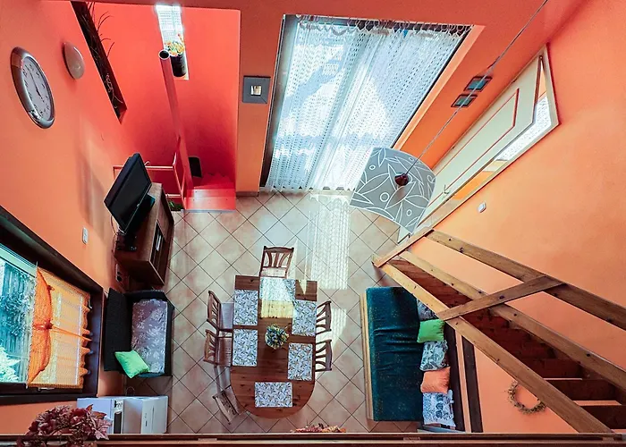 Mediterran Rezidencia Jobb Felso *