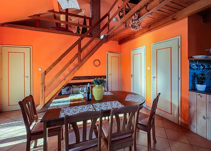 Mediterran Rezidencia Jobb Felso *